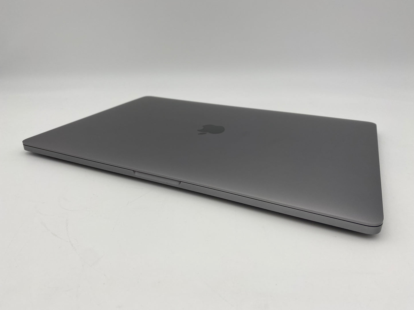 MacBook Pro 2019 16 inch 2.6 GHz i7 32GB RAM 1TB SSD 5500M 4GB | A Grade