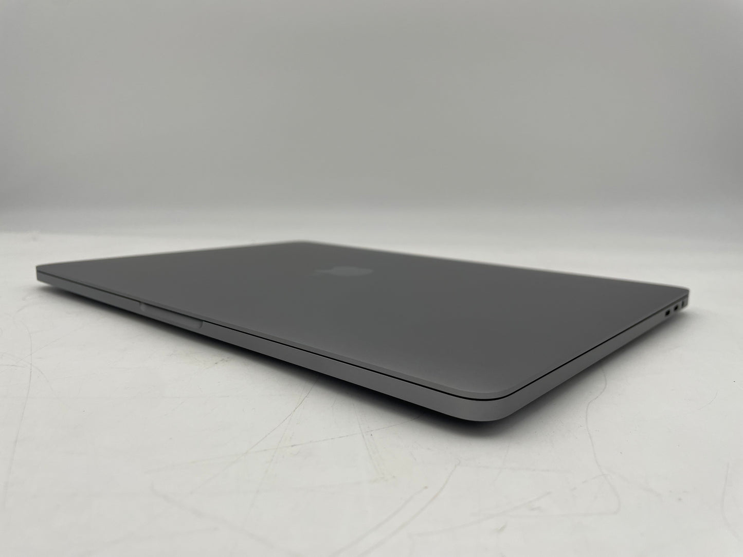 Apple MacBook Pro 2020 Space Gray 13" Touch Bar 2.3GHz i7 16GB 512GB SSD | A Grade |