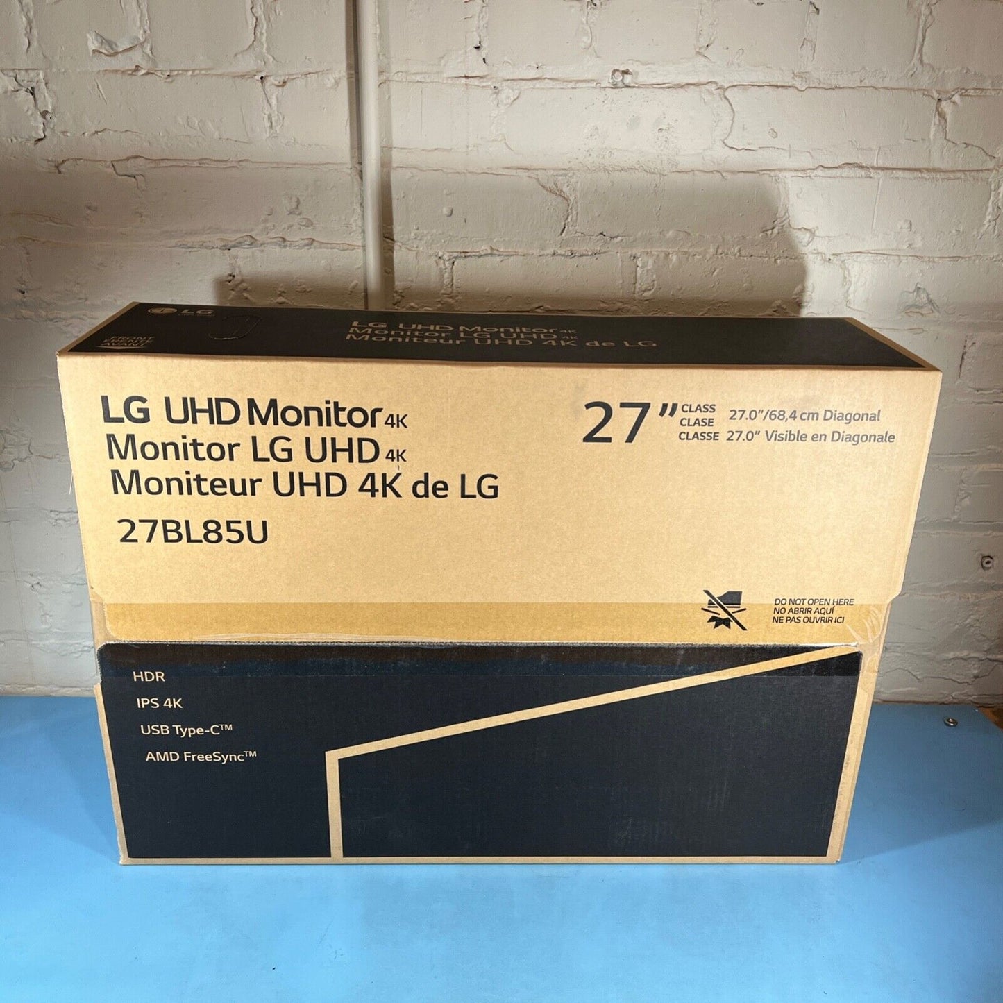 NEW LG 4k Monitor LG 27BL85U-W 27" IPS UHD 4K 60Hz FreeSync w/ HDR 2160p