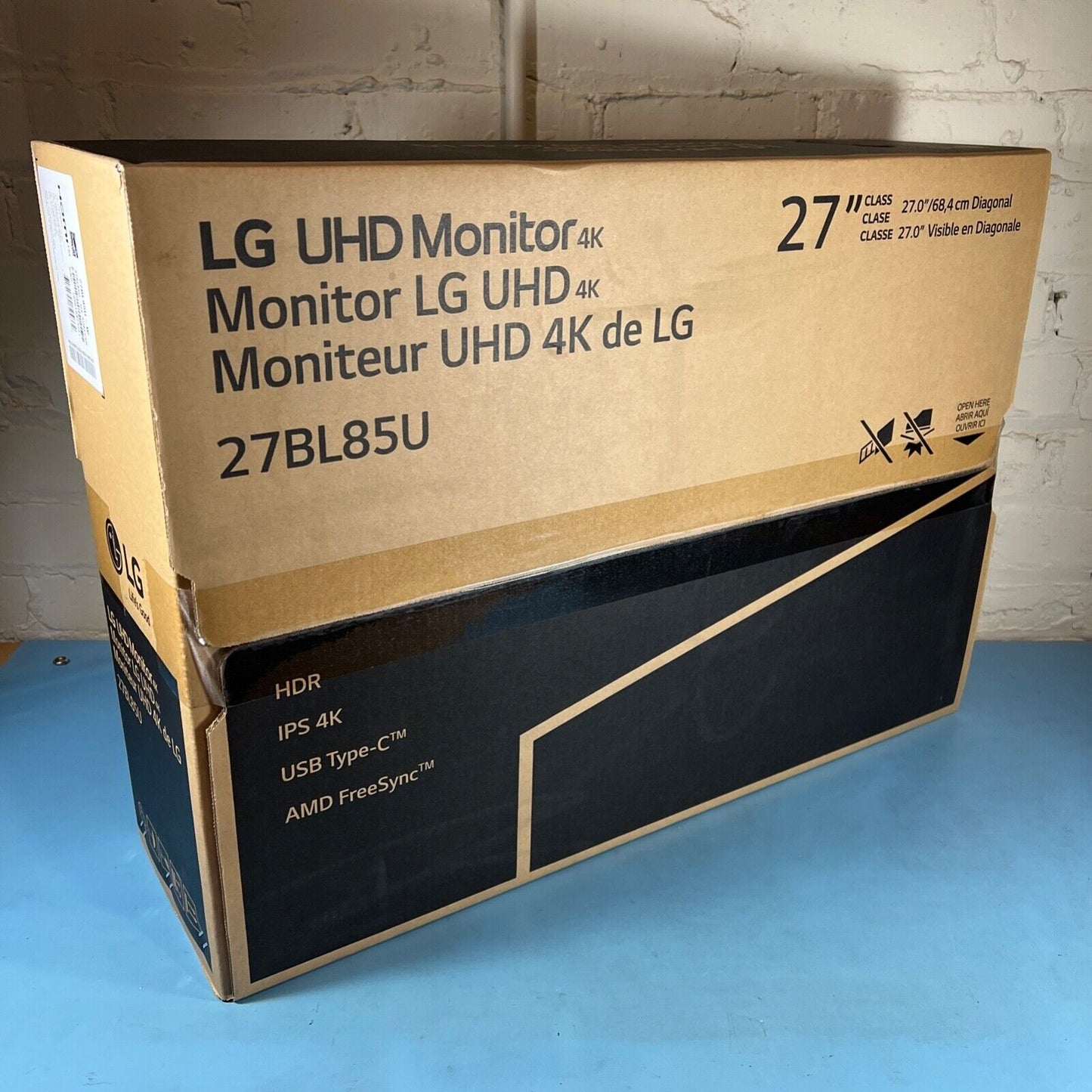 NEW LG 4k Monitor LG 27BL85U-W 27" IPS UHD 4K 60Hz FreeSync w/ HDR 2160p
