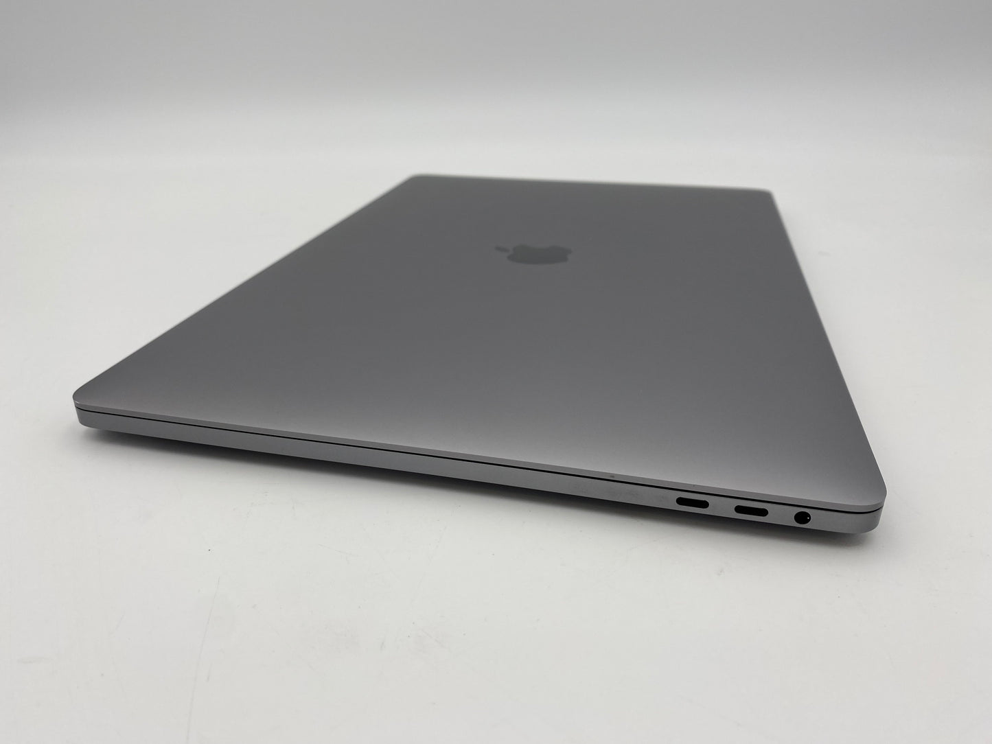 MacBook Pro 2019 16 inch 2.6 GHz i7 32GB RAM 1TB SSD 5500M 4GB |  A Grade