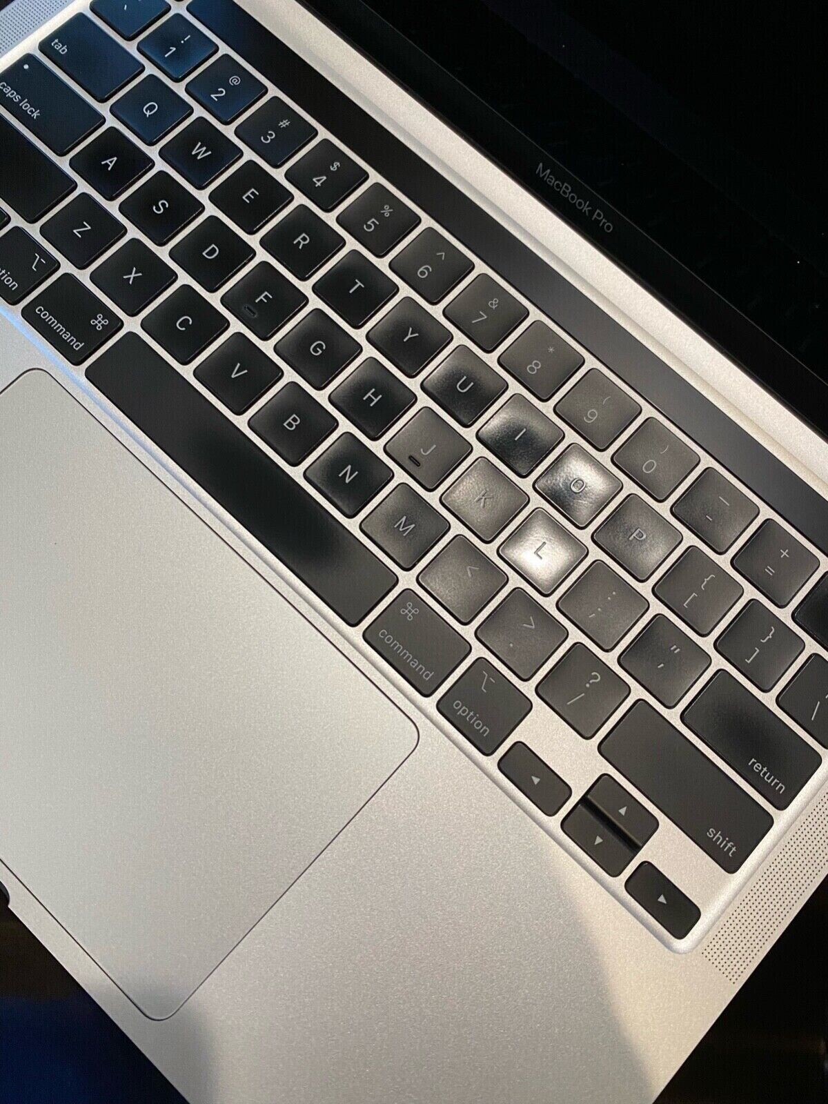 Apple MacBook Pro 2020 13" 2 Port | M1 | 16GB 512GB SSD - B Grade - SG