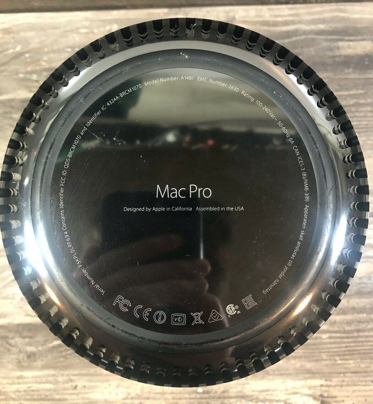 2013 Mac Pro 8 core 3.0GHz | Dual D500 GPU| 64GB RAM 1TB SSD | Apple Trashcan 