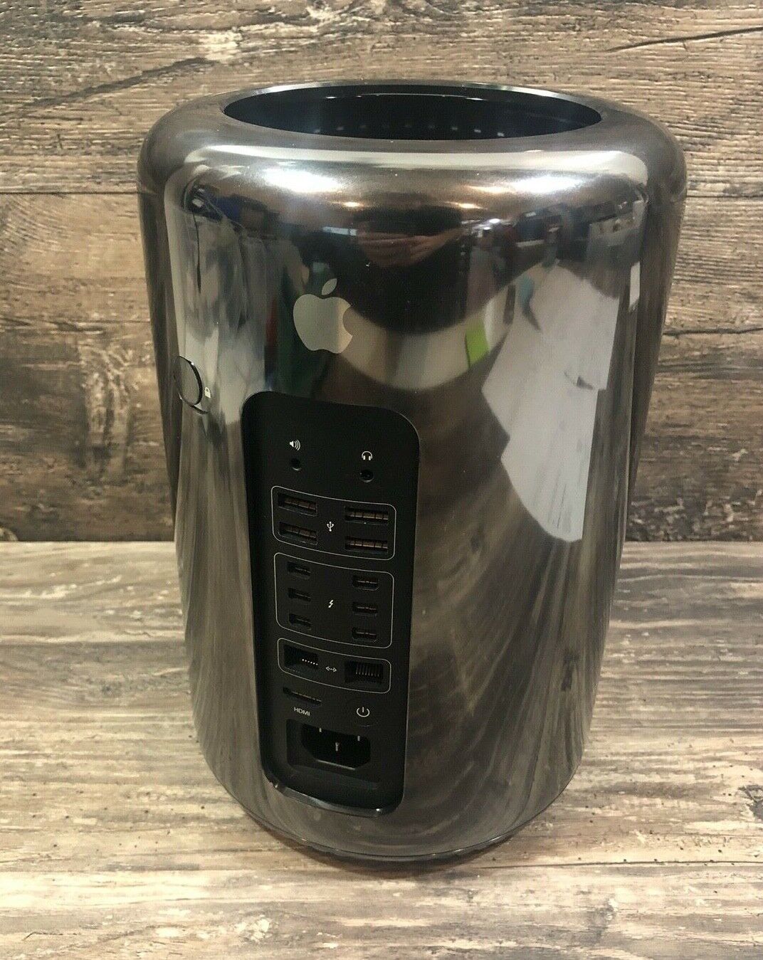 2013 Mac Pro 8 core 3.0GHz | Dual D500 GPU| 64GB RAM 1TB SSD | Apple Trashcan 