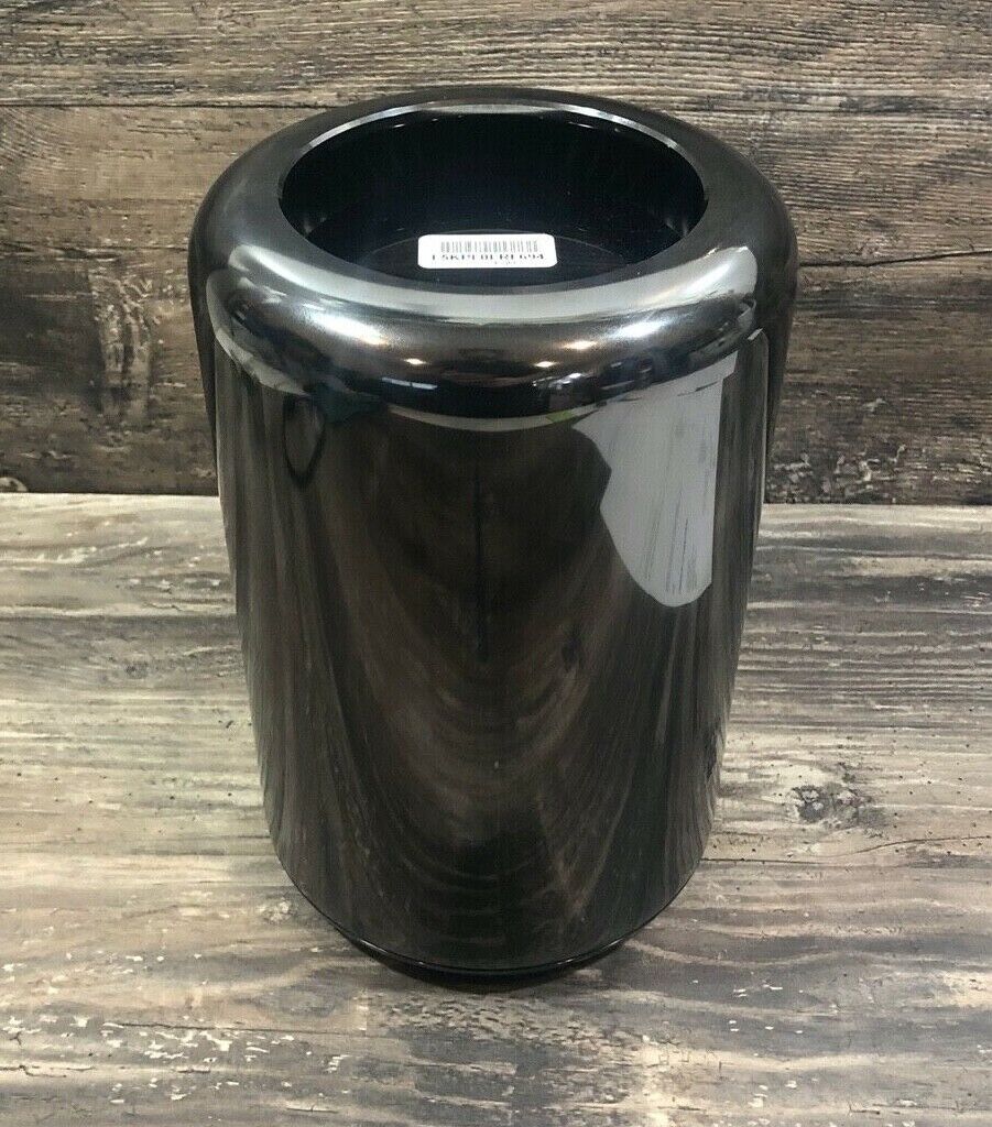 2013 Mac Pro 8 core 3.0GHz | Dual D500 GPU| 64GB RAM 1TB SSD 2013 Mac Pro 8 core 3.0GHz | Dual D500 GPU| 64GB RAM 1TB SSD